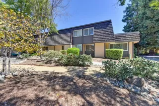 Photo #3: 223083581 Listing 