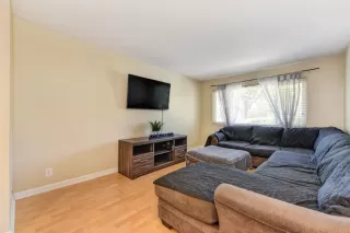 Photo #4: 223083581 Listing 