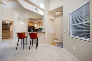 Photo #5: 223084473 Listing 