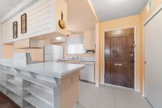 Photo #4: 223084550 Listing