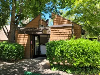 Photo #1: 223084600 Listing