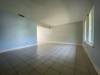 Photo #4: 223084654 Listing 