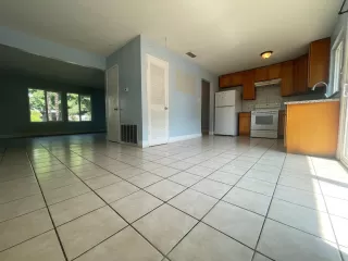 Photo #6: 223084654 Listing 