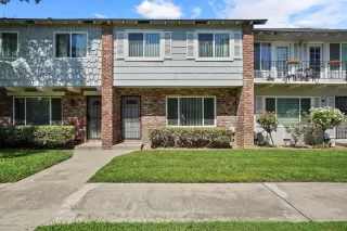 Photo #1: 223084935 Listing 