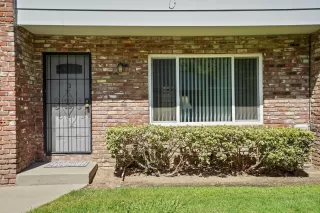 Photo #2: 223084935 Listing 