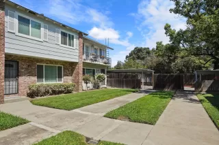 Photo #4: 223084935 Listing 