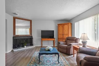 Photo #6: 223084935 Listing 