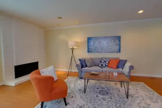 Photo #3: 223084961 Listing