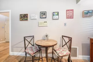 Photo #6: 223085275 Listing