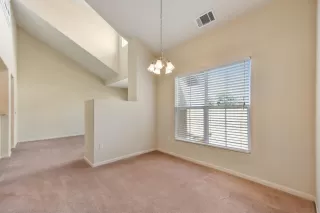 Photo #6: 223085318 Listing