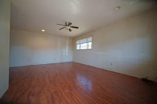 Photo #4: 223087995 Listing