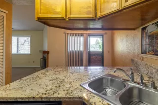 Photo #6: 223089024 Listing