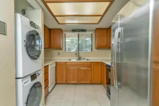 Photo #1: 223089247 Listing