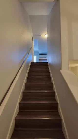 Photo #6: 223089368 Listing