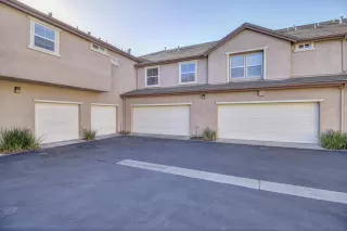 Photo #4: 223089387 Listing