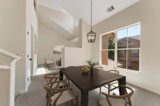 Photo #2: 223089628 Listing