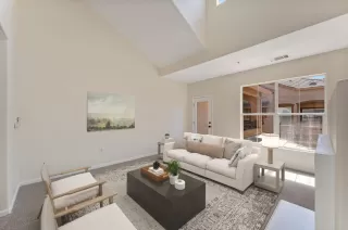 Photo #4: 223089628 Listing