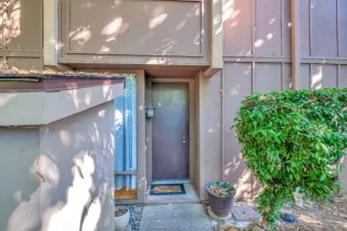 Photo #5: 223089682 Listing