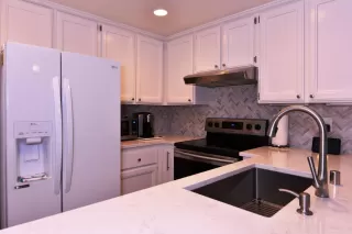 Photo #2: 223090068 Listing