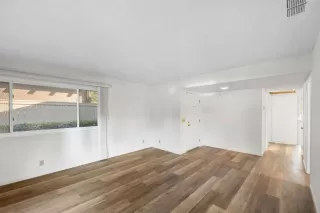 Photo #6: 223090311 Listing