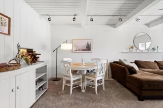 Photo #5: 223090502 Listing