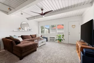 Photo #6: 223090502 Listing