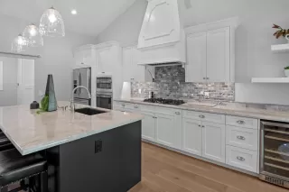 Photo #6: 223090897 Listing