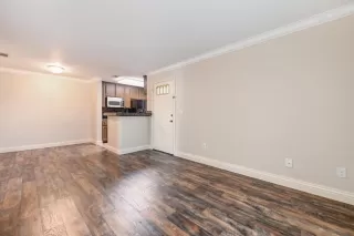 Photo #3: 223090947 Listing 