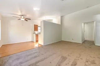 Photo #4: 223091121 Listing