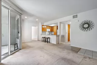 Photo #4: 223091832 Listing