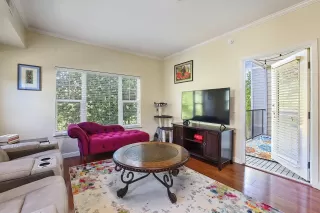 Photo #3: 223091928 Listing 