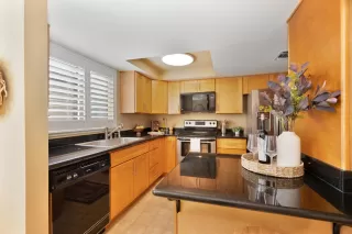 Photo #4: 223092101 Listing 