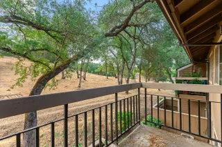 Photo #4: 223092652 Listing 