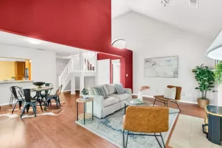 Photo #1: 223092686 Listing