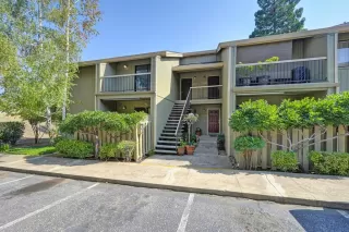 Photo #2: 223092790 Listing