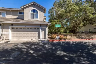 Photo #2: 223093492 Listing 