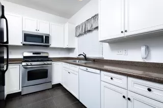 Photo #3: 223093492 Listing 