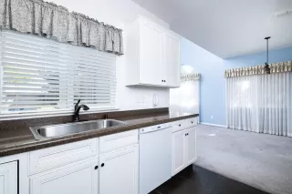 Photo #6: 223093492 Listing 