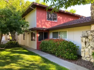 Photo #2: 223093550 Listing 