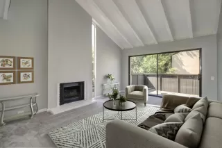 Photo #4: 223093793 Listing