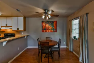 Photo #1: 223093846 Listing