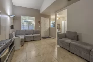 Photo #5: 223094317 Listing