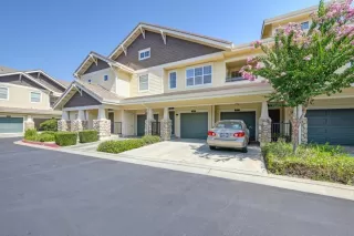 Photo #3: 223094800 Listing