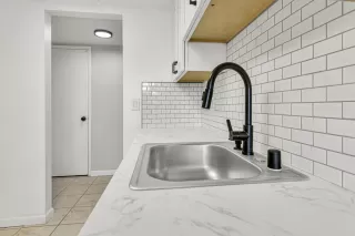 Photo #6: 223095314 Listing