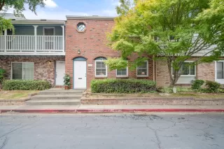 Photo #1: 223097043 Listing