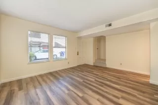 Photo #6: 223097139 Listing