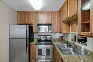 Photo #4: 223099045 Listing