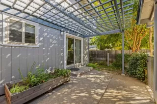 Photo #2: 223100325 Listing 