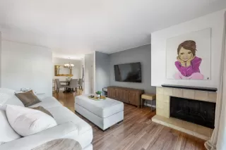 Photo #1: 223100327 Listing