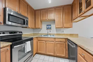 Photo #4: 223100327 Listing